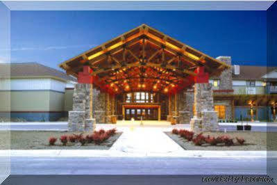 Kewadin St. Ignace Hotel Evergreen Shores Екстер'єр фото